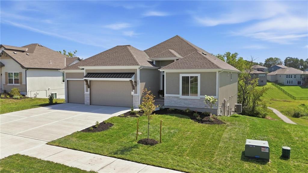 Photo 2 of 2127 NW killarney Lane