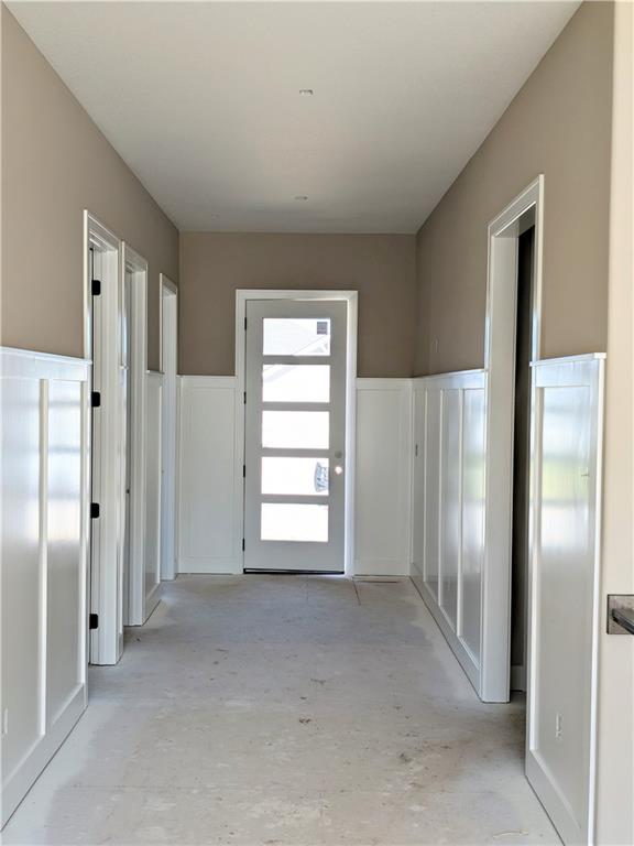Photo 3 of 2368 NE Colonnade Avenue