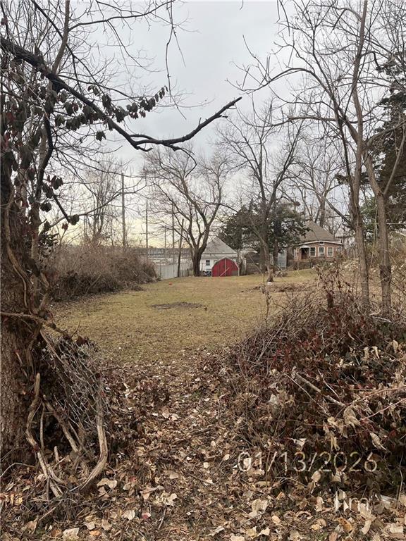 Photo 6 of 2325 Fairmount Avenue