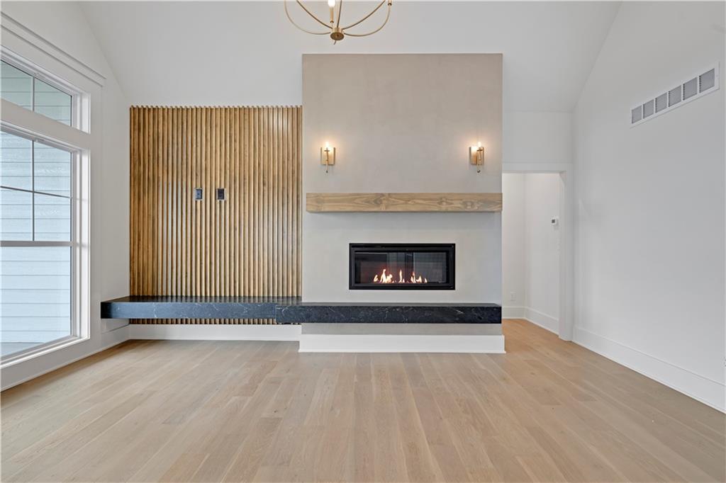 Photo 6 of 13427 W 174th Terrace