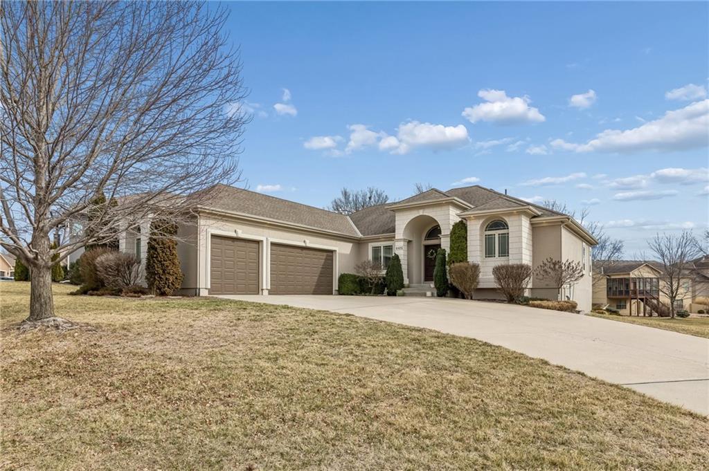 Photo 2 of 4481 SW Raintree Shore Drive