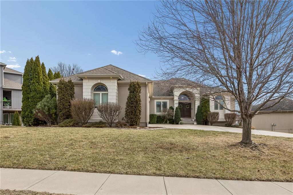 Photo 4 of 4481 SW Raintree Shore Drive
