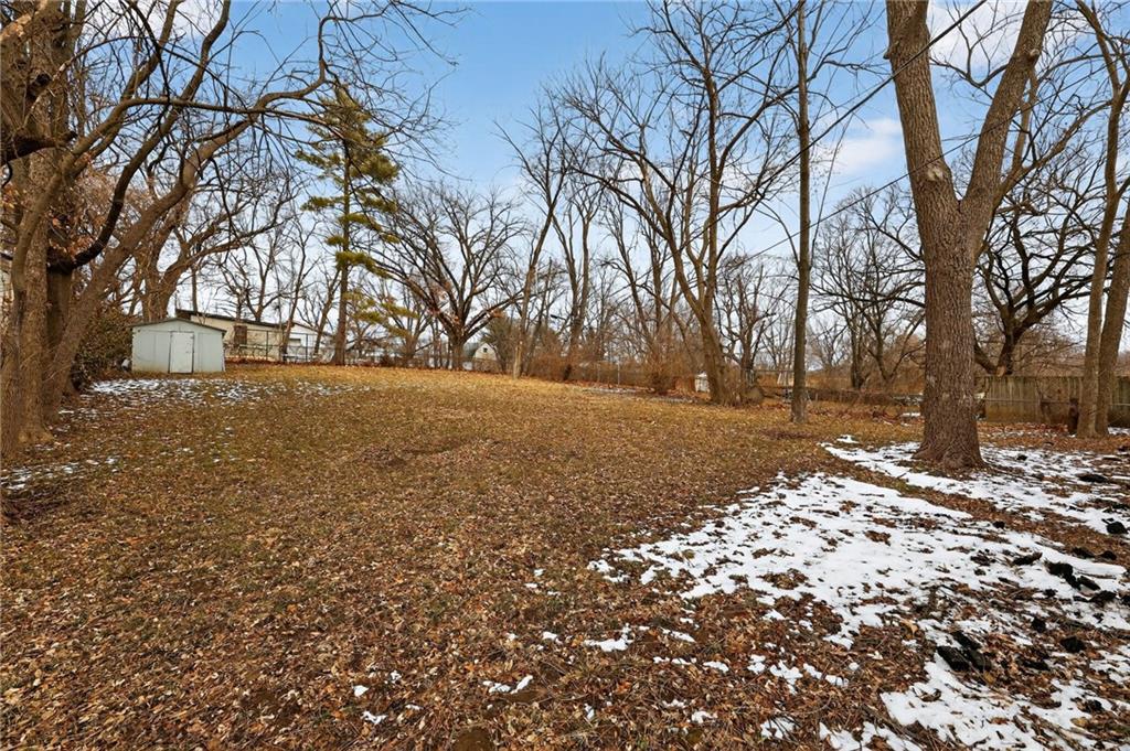 Photo 7 of 6252 Lathrop Avenue
