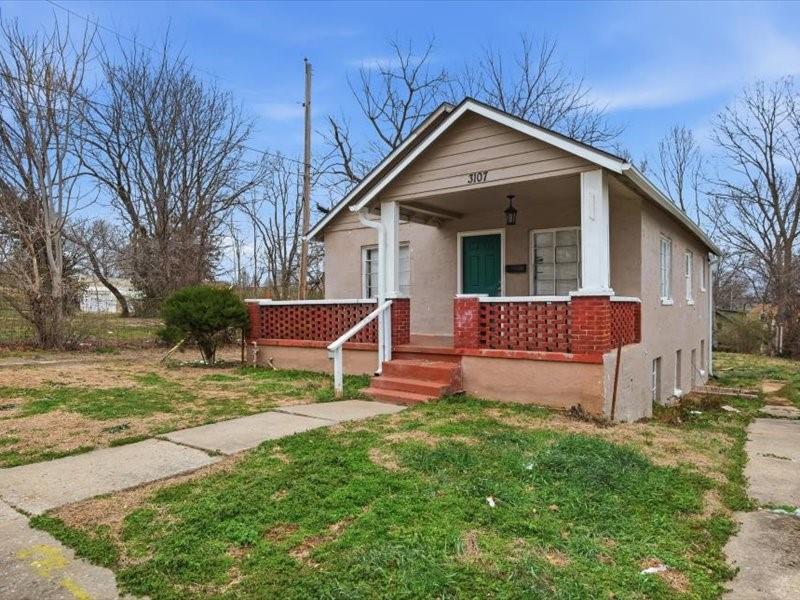 Photo 2 of 3107 Elmwood Avenue