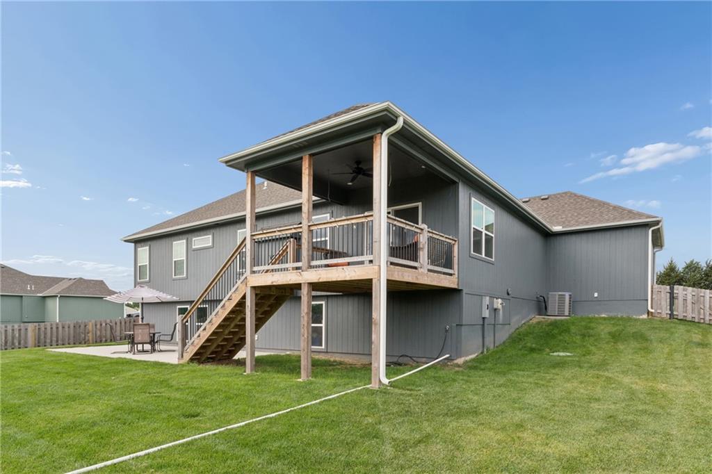 Photo 6 of 909 Captain Merriman Drive