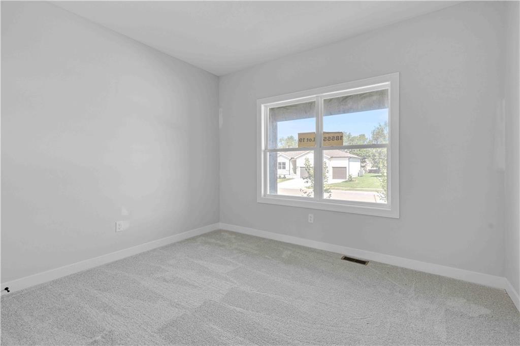 Photo 7 of 18555 W 195 Street W