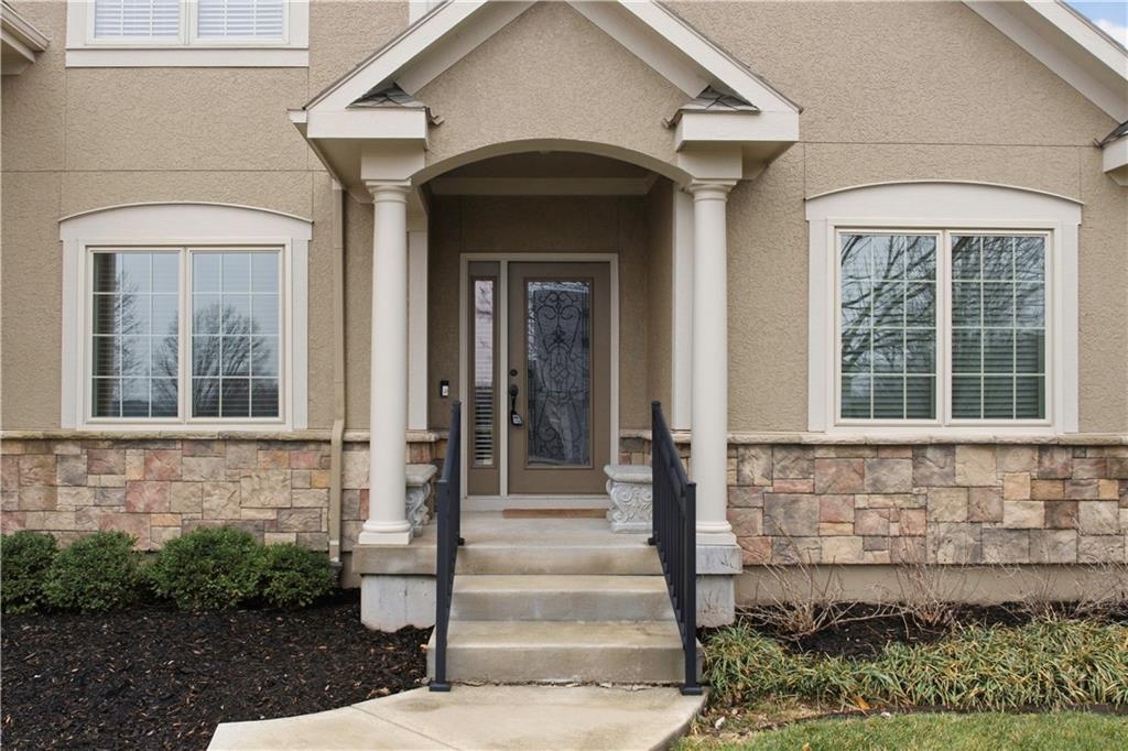 Photo 5 of 1559 Brompton Lane