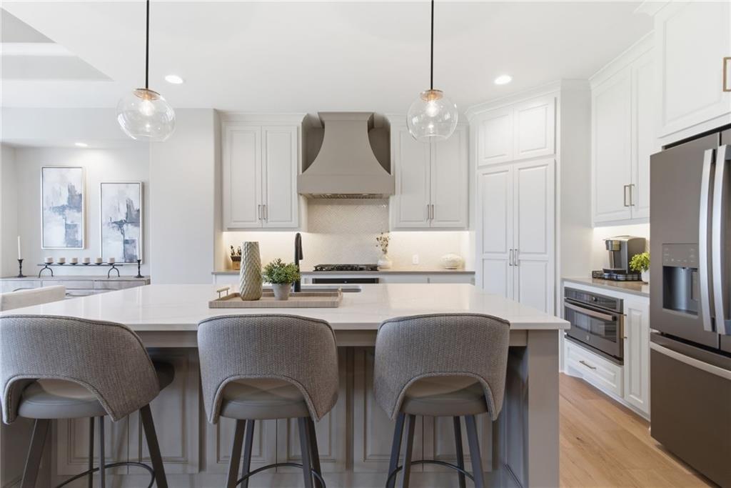 Photo 6 of 21122 W 189th Court