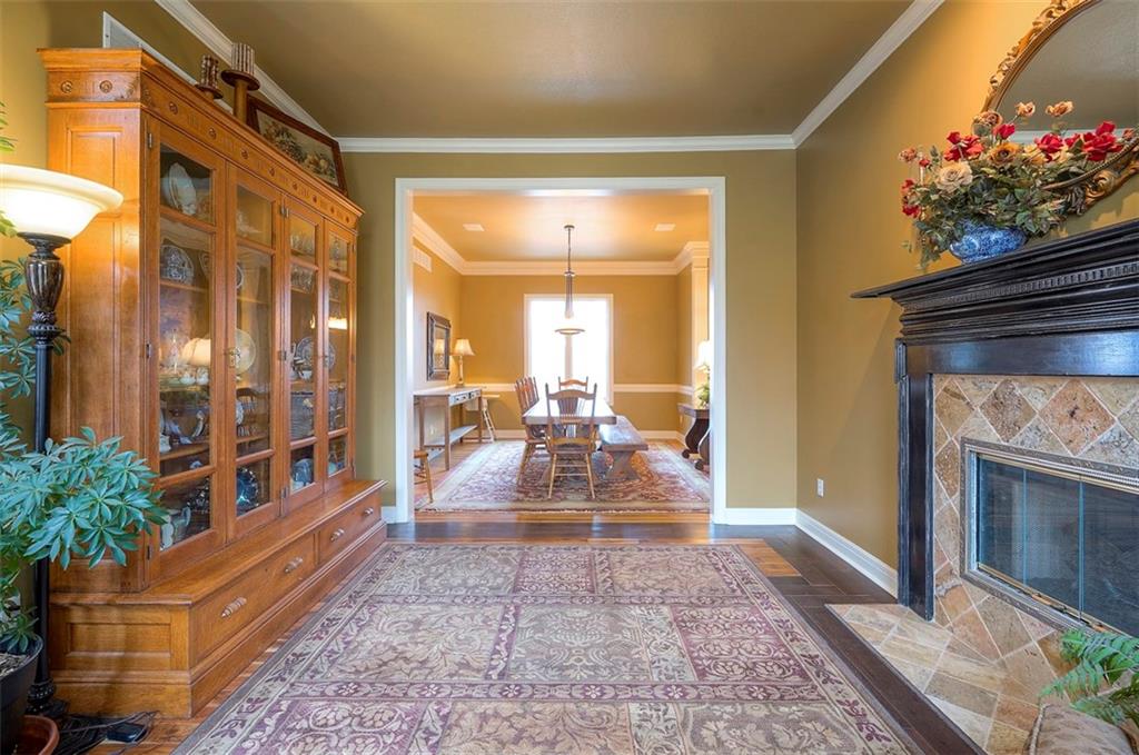 Photo 6 of 4512 Ironhorse Drive
