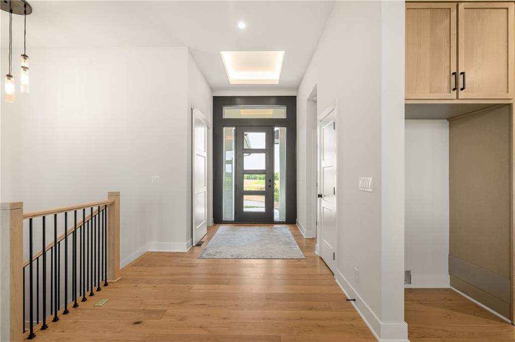 Photo 4 of 520 Bentwater Drive
