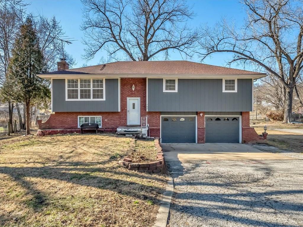 Photo of 702 Lakewood Road