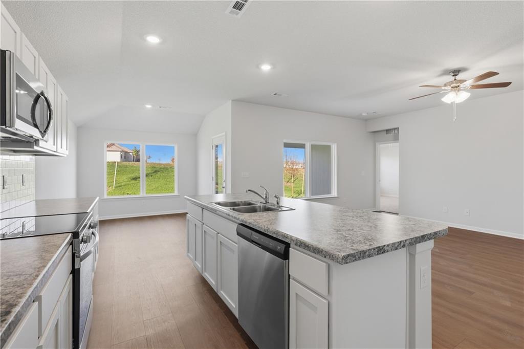 Photo 5 of 20262 W 195th Street