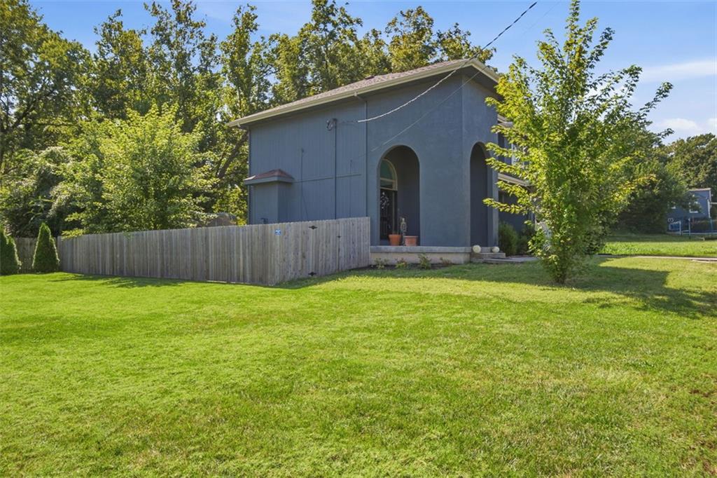 Photo 4 of 5221 Swartz Road