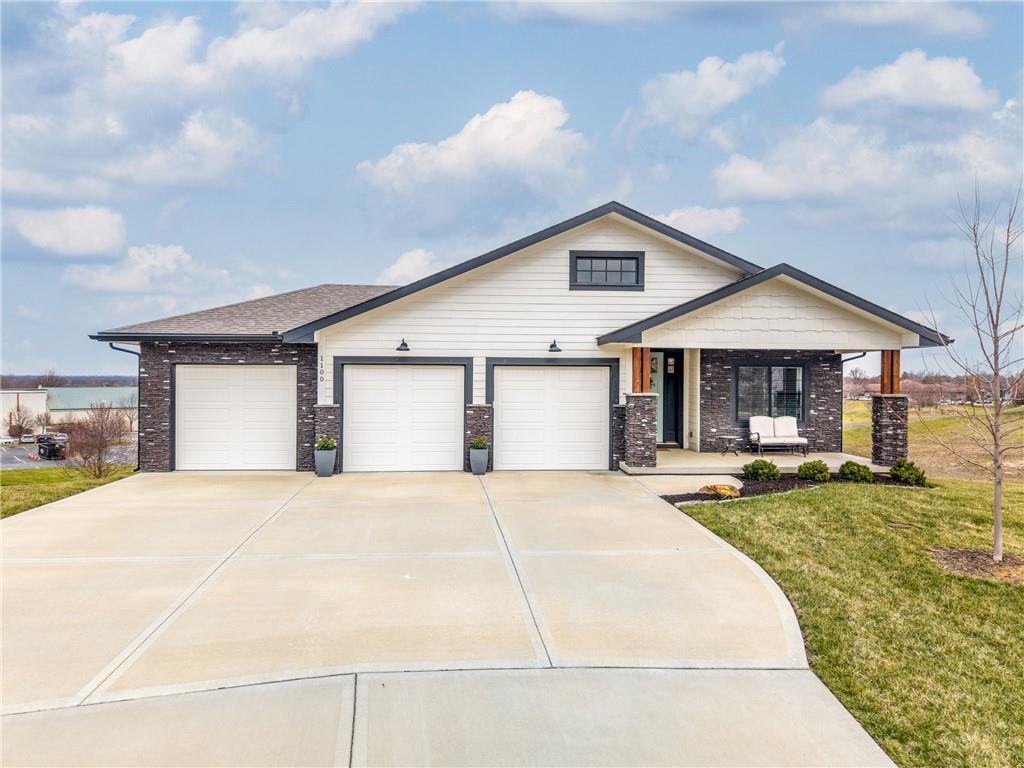 Photo of 1100 NE Goshen Court