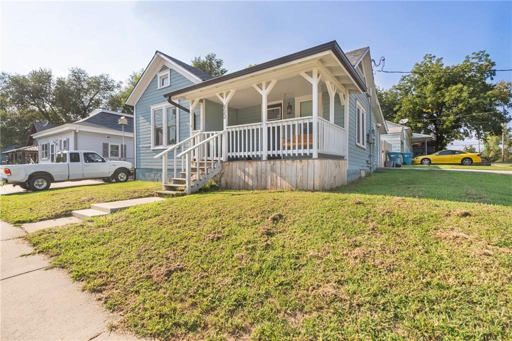 Photo of 900 Walnut Avenue