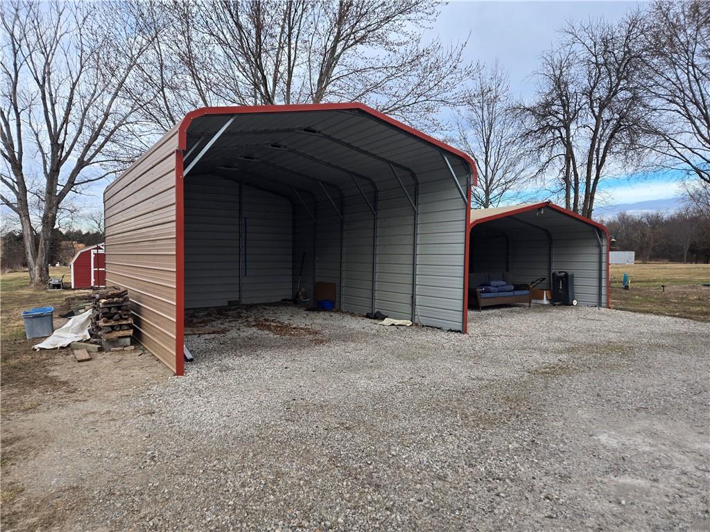 Photo 4 of 32188 Osawatomie Road