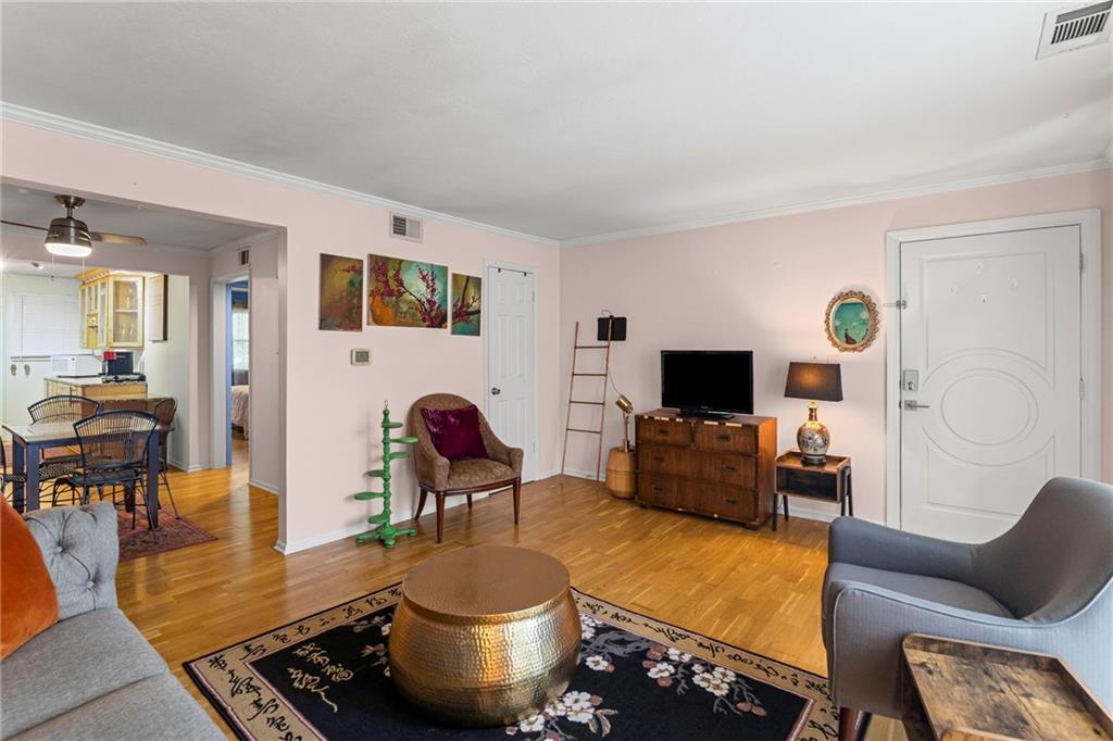 Photo of 4616 Holly Street #5