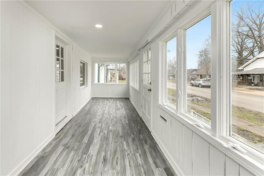 Photo 3 of 209 Brown Avenue