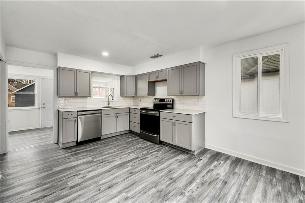 Photo 7 of 209 Brown Avenue