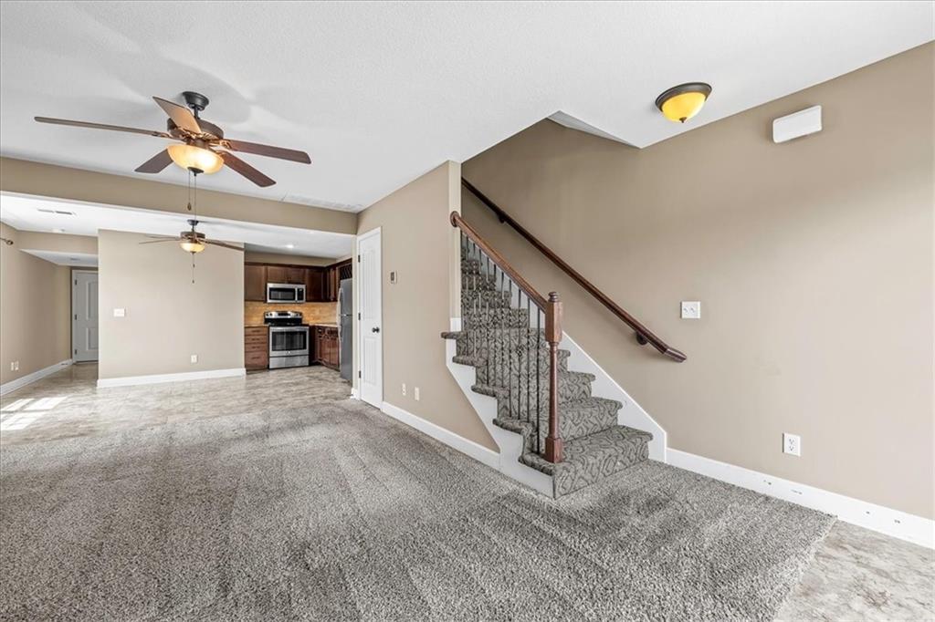 Photo 7 of 5401 N Hickory Street
