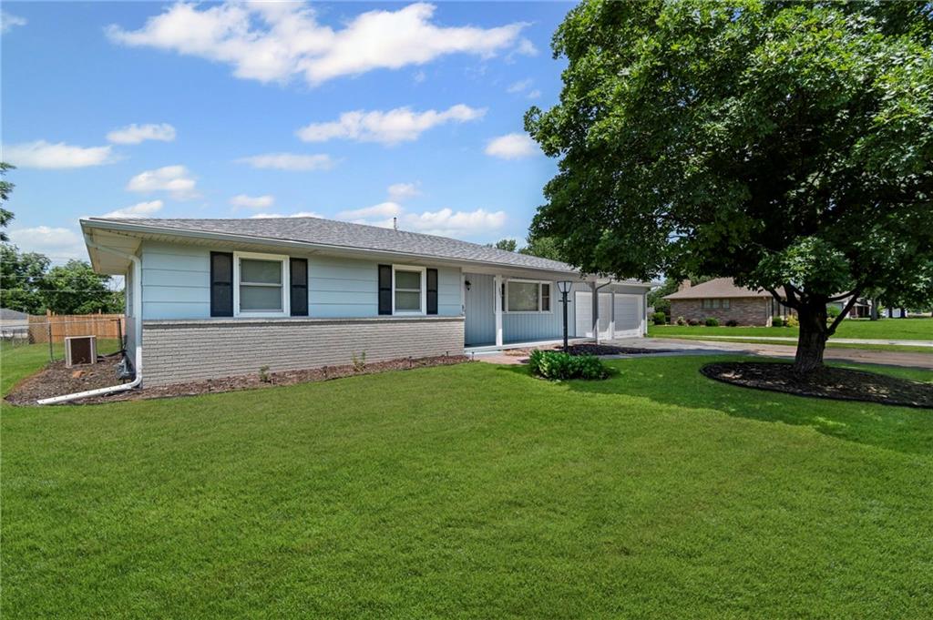 Photo 5 of 207 Kristine Avenue