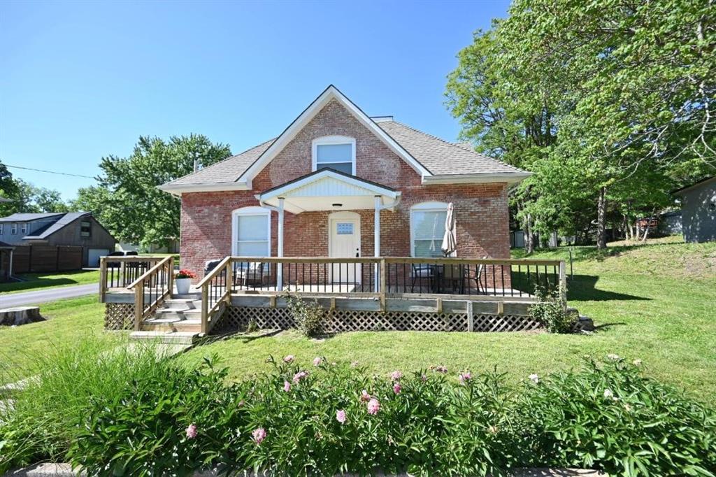 Photo of 306 Lewis Street