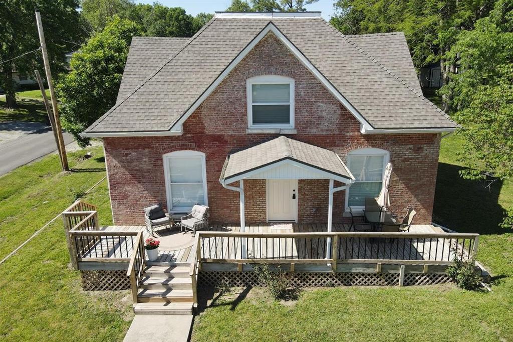 Photo 5 of 306 Lewis Street