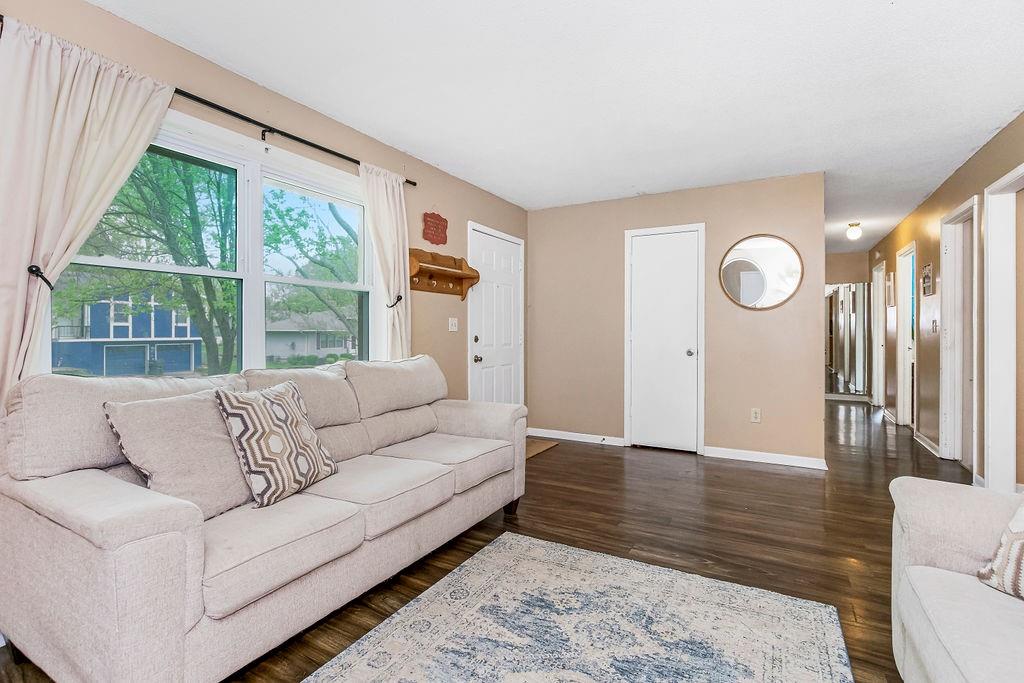 Photo 5 of 409 Creach Drive