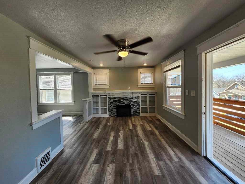 Photo 3 of 2617 Quincy Avenue
