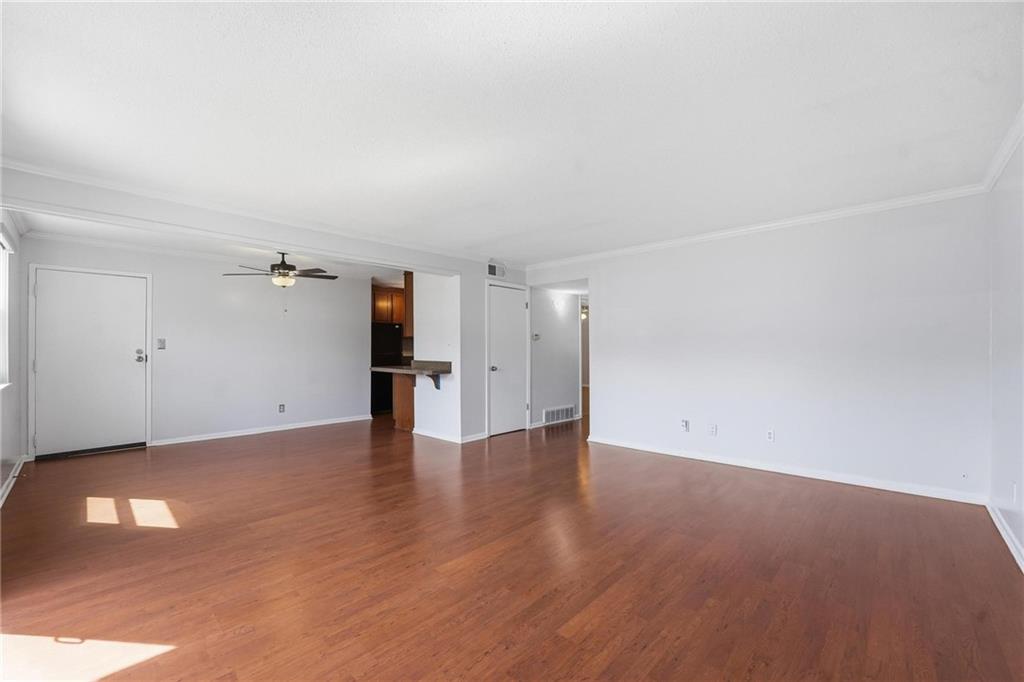 Photo 4 of 6232 Robinson Street #2