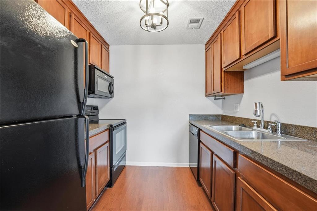 Photo 7 of 6232 Robinson Street #2