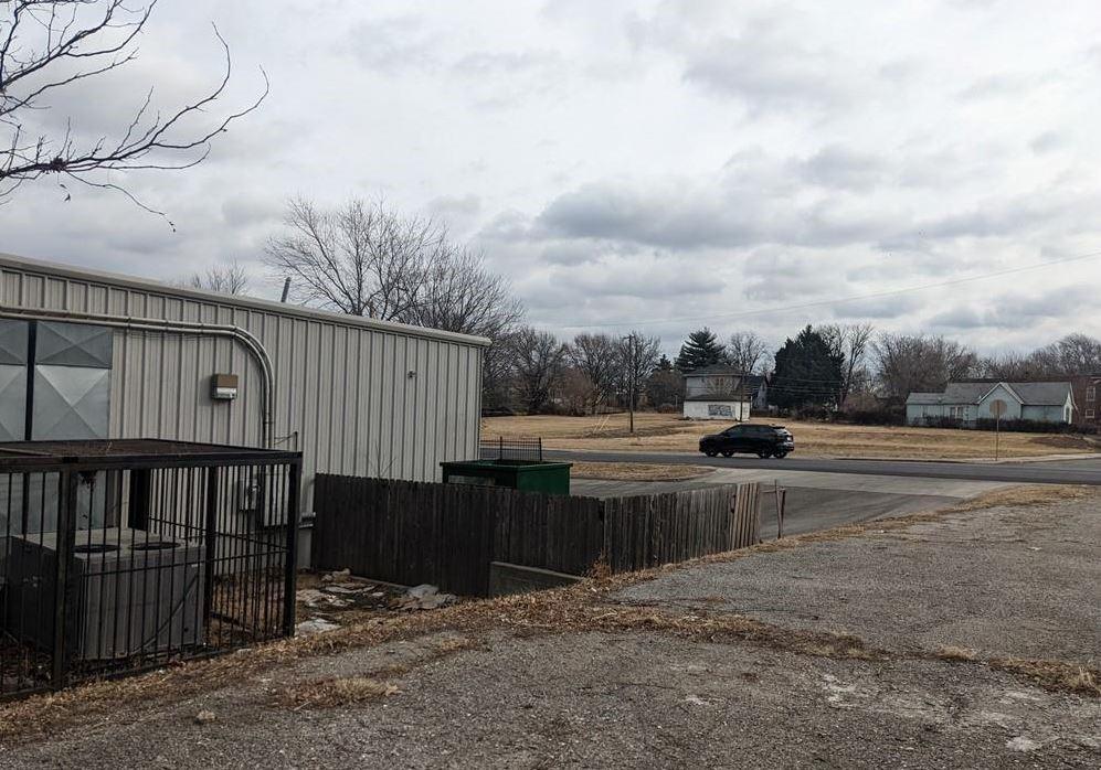 Photo 4 of 700 Prospect Avenue