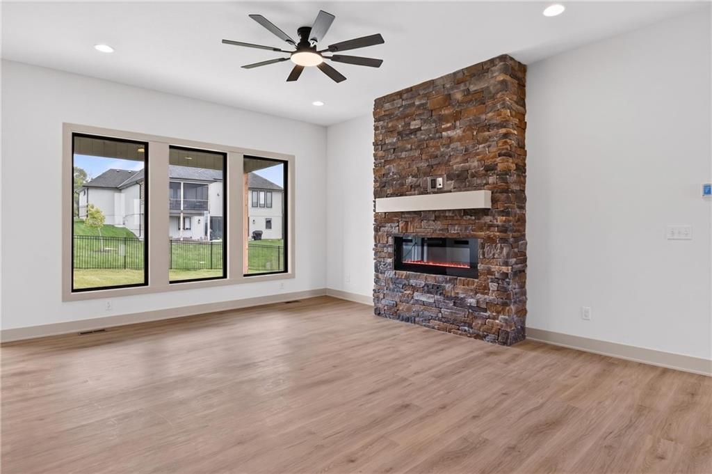 Photo 6 of 2605 NE Crestview Street