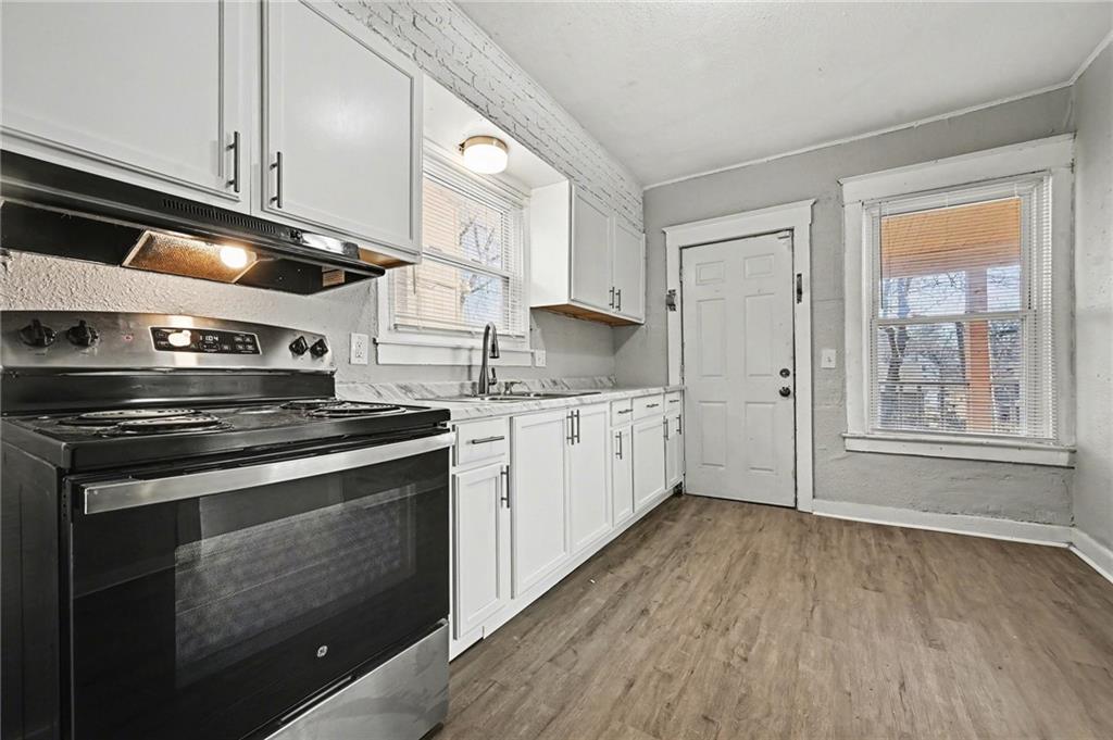 Photo 7 of 2463 Denver Avenue