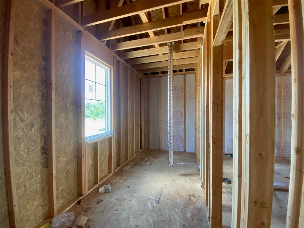 Photo 6 of 19317 Skyview Lane