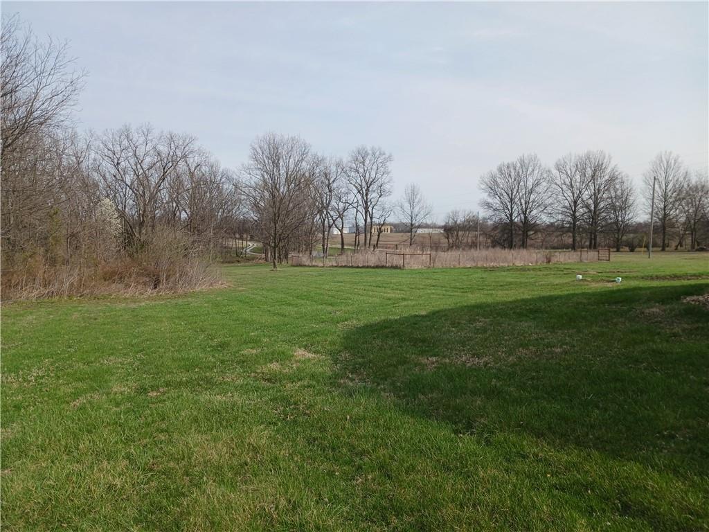 Photo 5 of 2667 NW 7 Highway