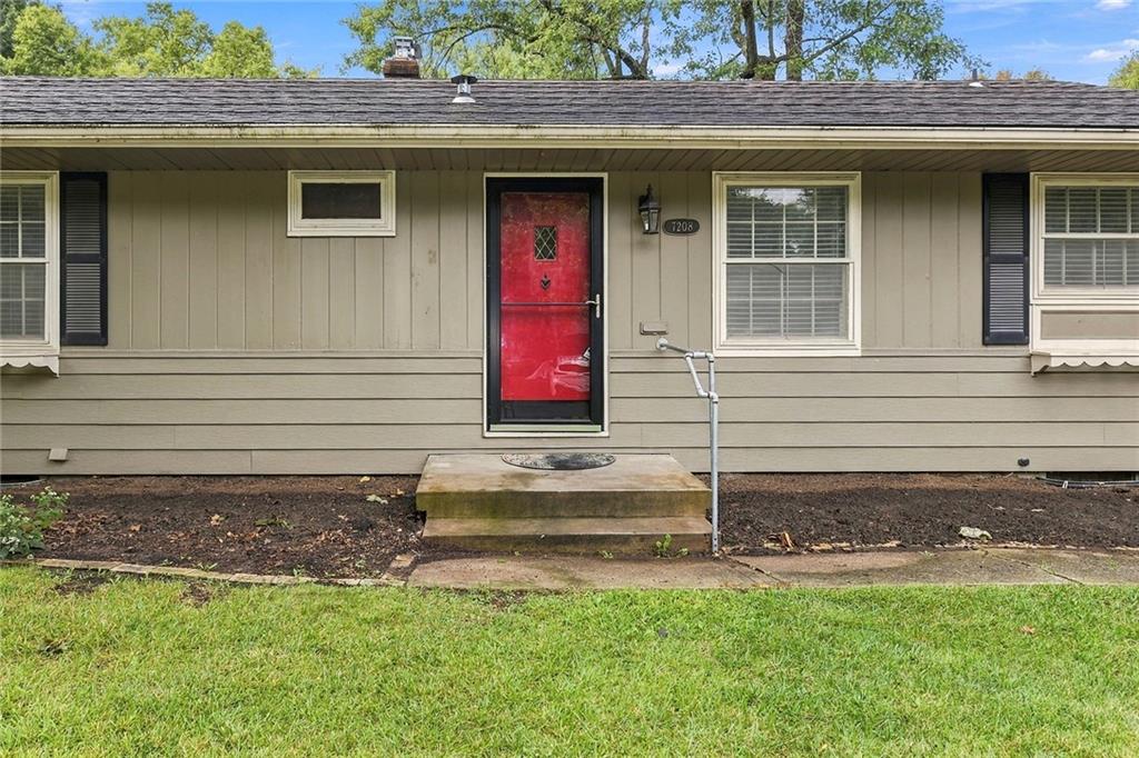 Photo 4 of 7208 Cherokee Drive