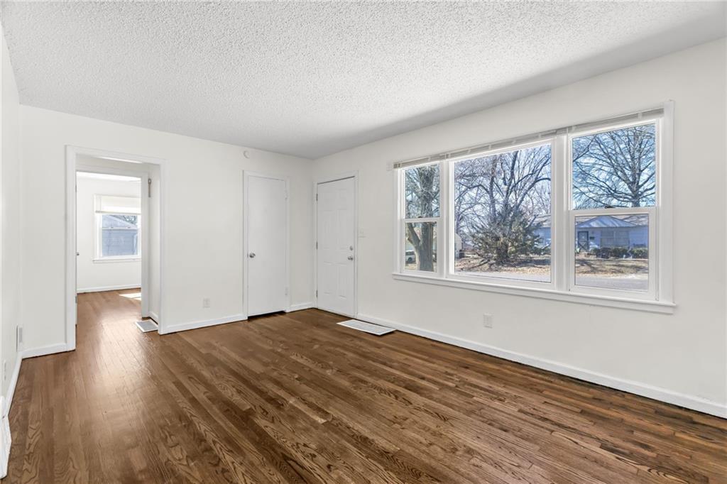 Photo 6 of 8803 Richards Drive