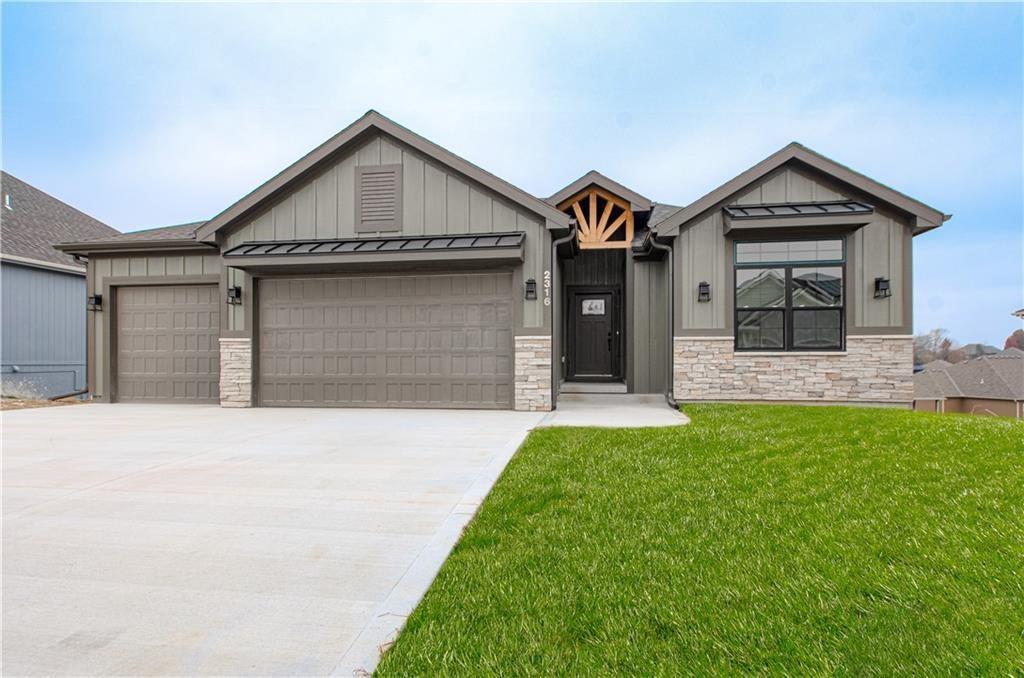Photo of 2316 Larkspur Lane