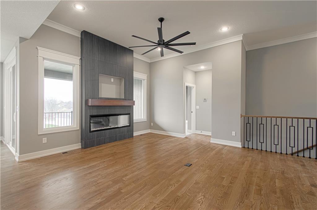 Photo 4 of 2316 Larkspur Lane