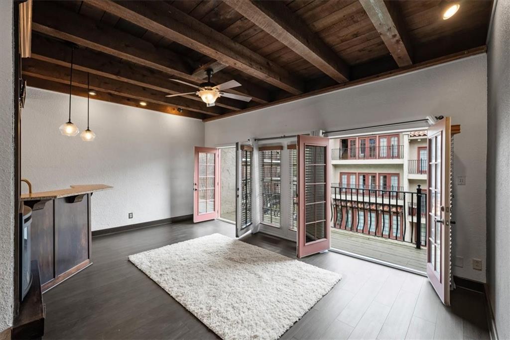 Photo 3 of 1111 W 46th Street #22