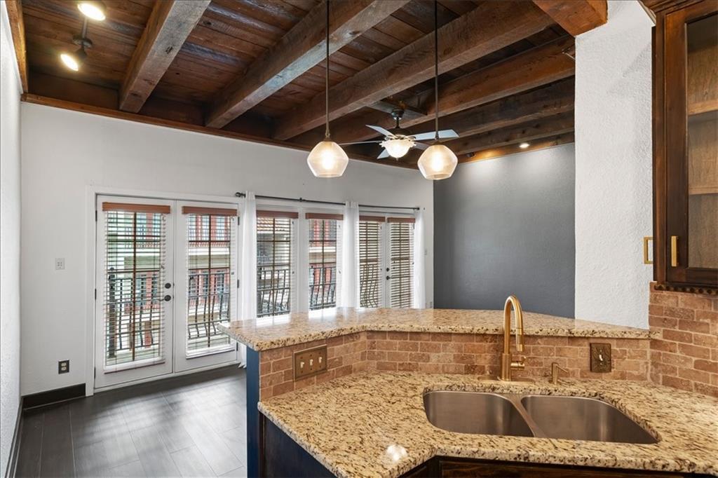 Photo 7 of 1111 W 46th Street #22