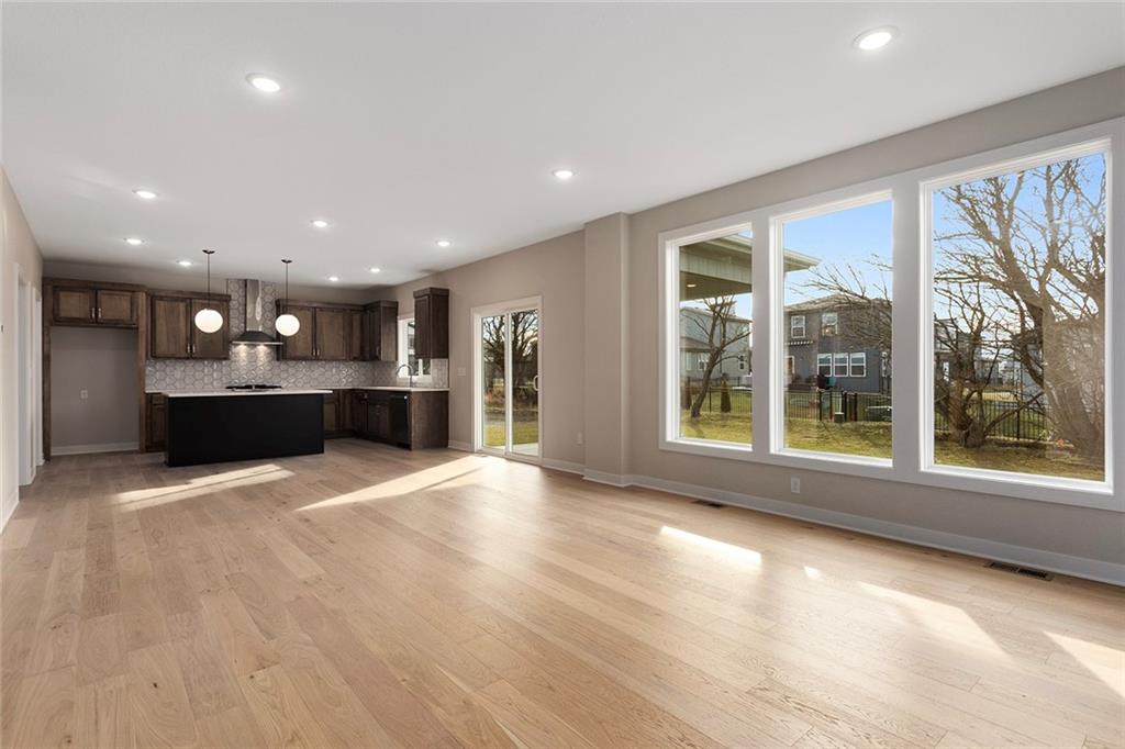 Photo 6 of 13305 W 179th Street