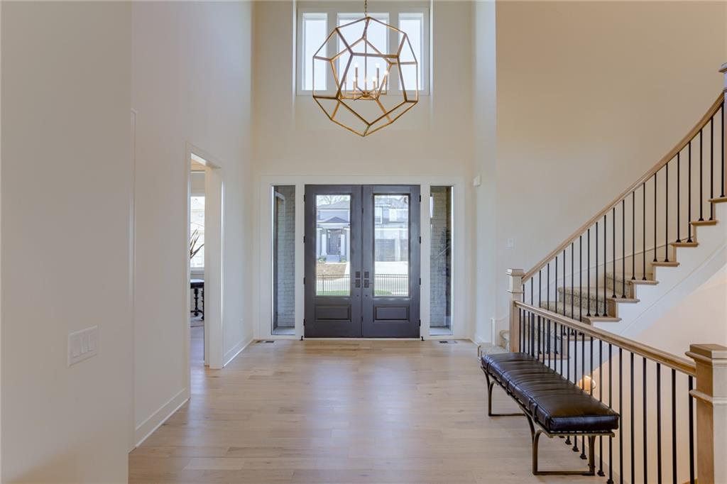 Photo 3 of 2424 W 177th Street