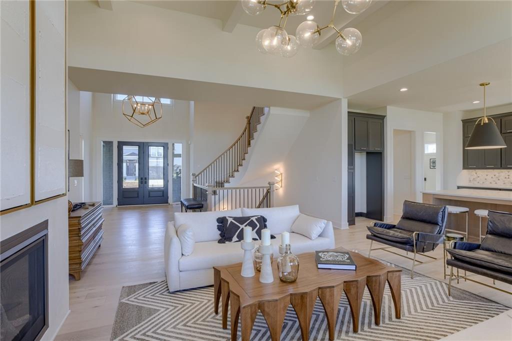 Photo 4 of 2424 W 177th Street