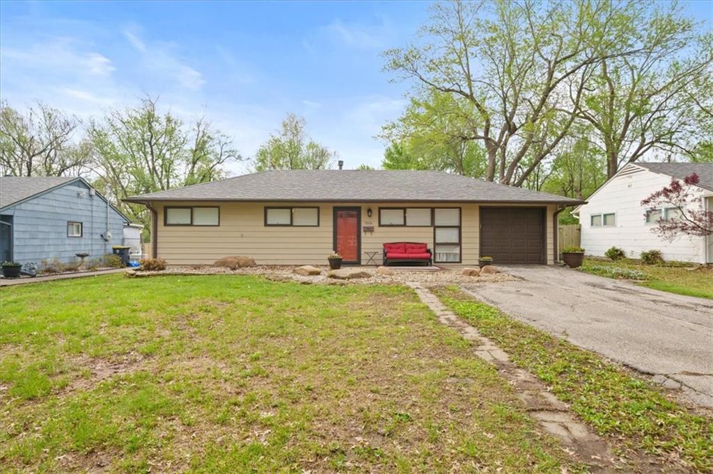 Photo of 7505 E 111th Terrace