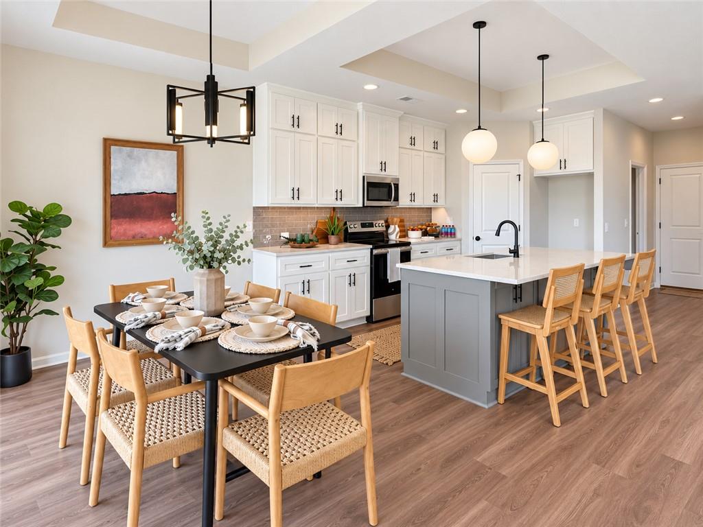 Photo 6 of 2200 S Quail Drive