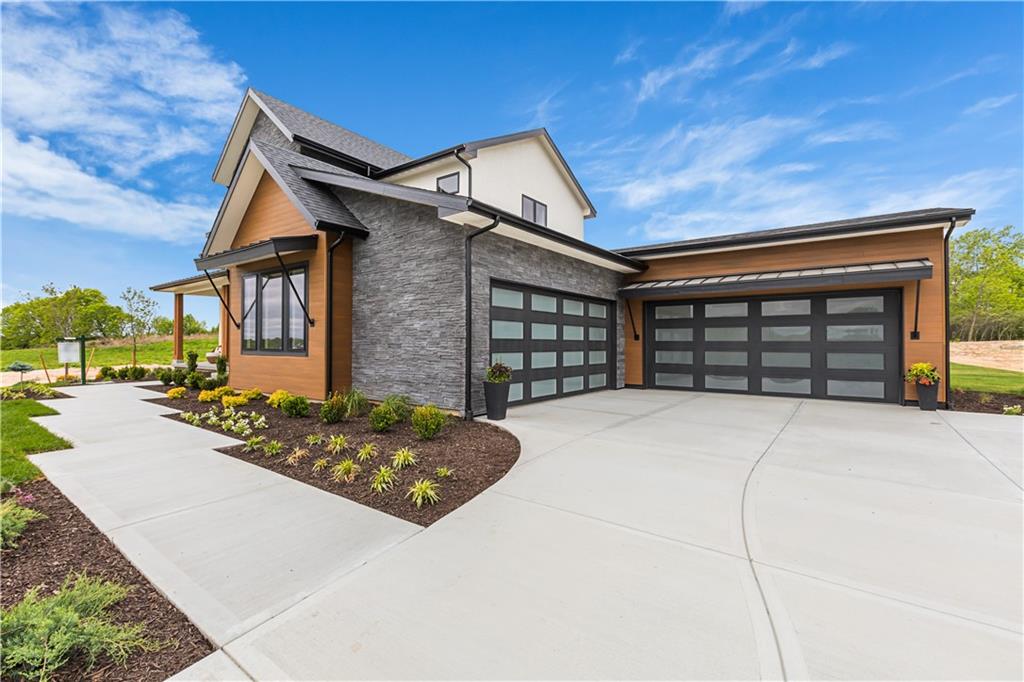 Photo 5 of 7470 NW Fawn Avenue