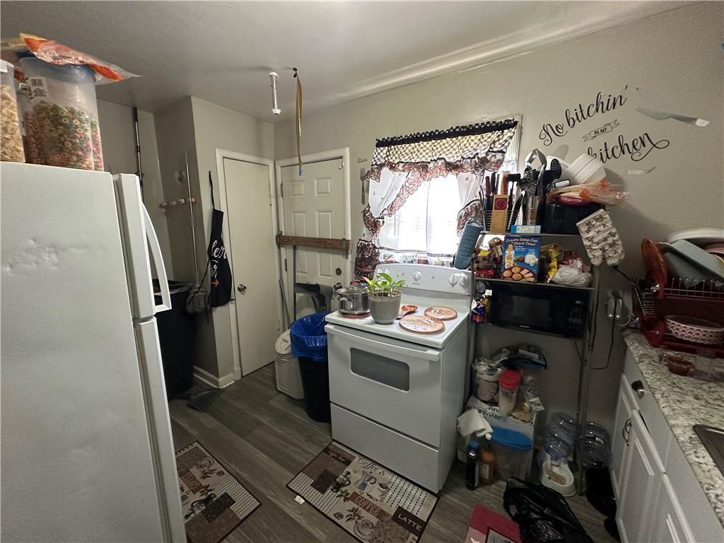 Photo 5 of 5107 E 40th Street