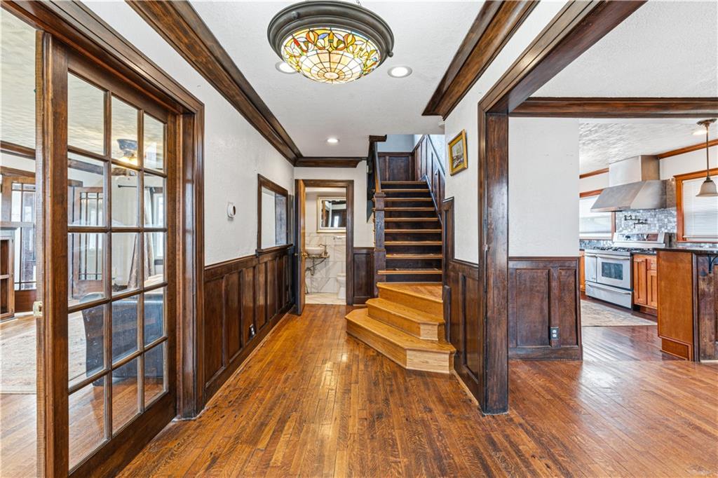Photo 4 of 3346 Benton Boulevard